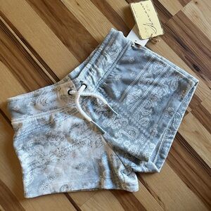 NWT paisley print shorts Vintage Havana size small